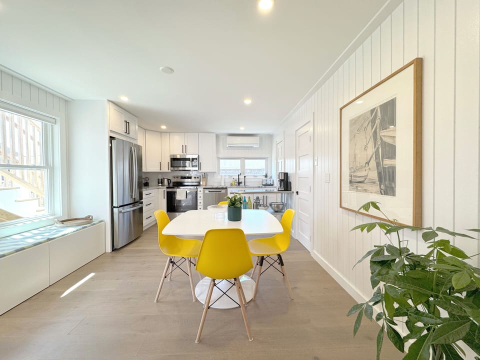dining room, kitchen