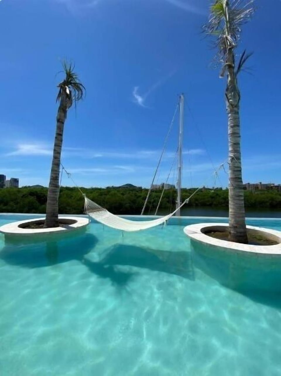 Spacious 3BR Marina Condo with Pool (2118)