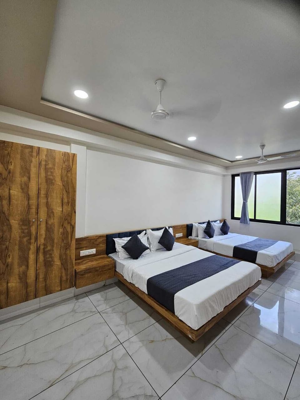 Family Double or Twin Room, City View | Laptop workspace, free WiFi, bed sheets