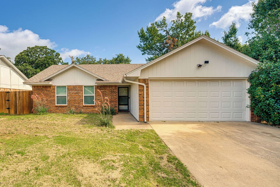 Denton Vacation Rental | 3BR | 2BA | 1,231 Sq Ft | 1 Step to Enter