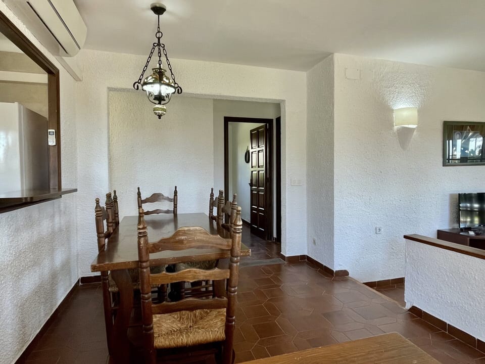 House | Dining