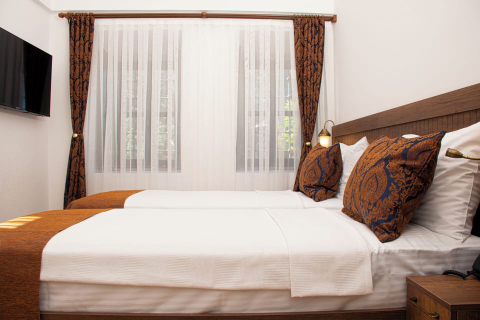 Classic Twin Room | Laptop workspace, WiFi (free)
