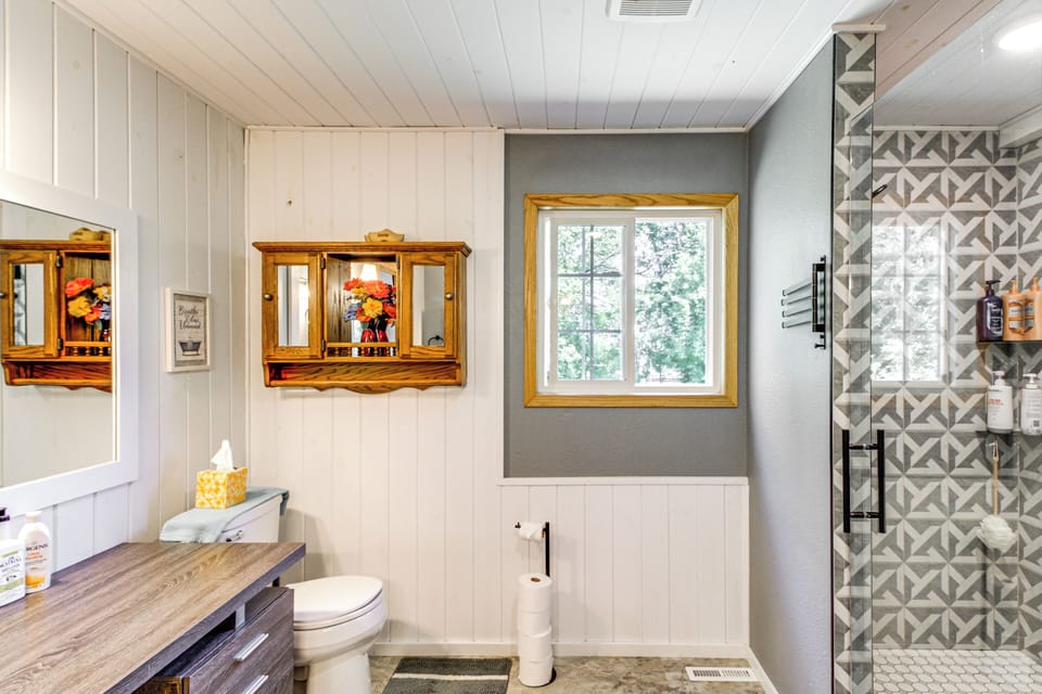 Country Living Near Main St: Quiet Minnesota Cottage in Minnesota