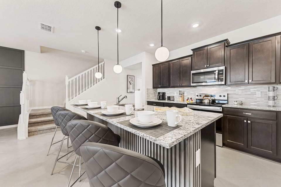 Fully equipped kitchen