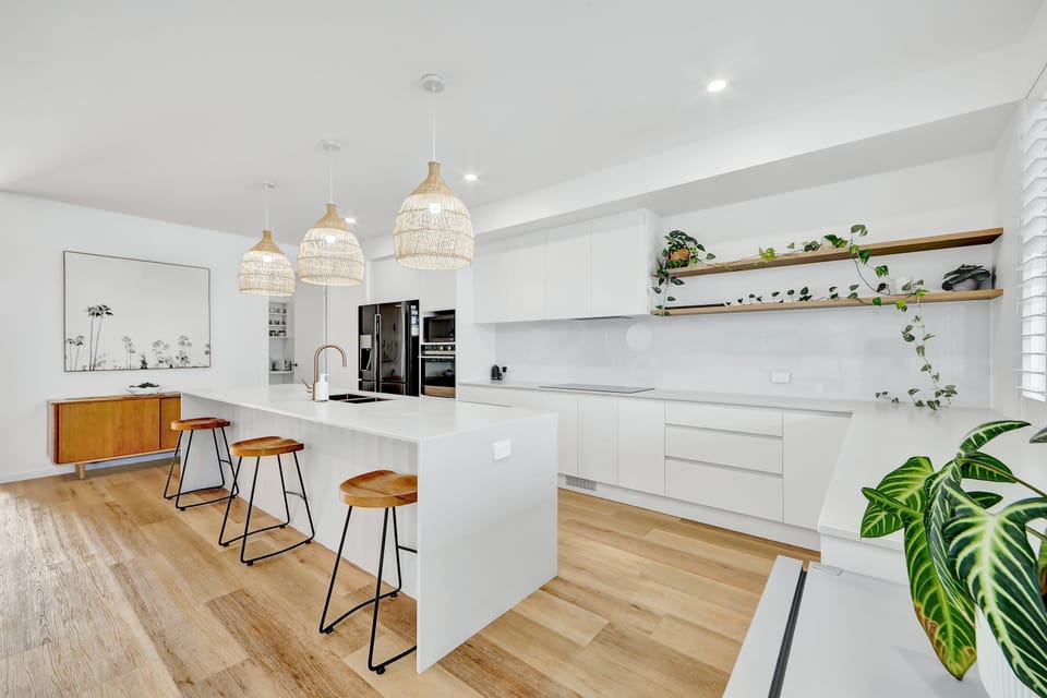 20 Fraser, spacious kitchen