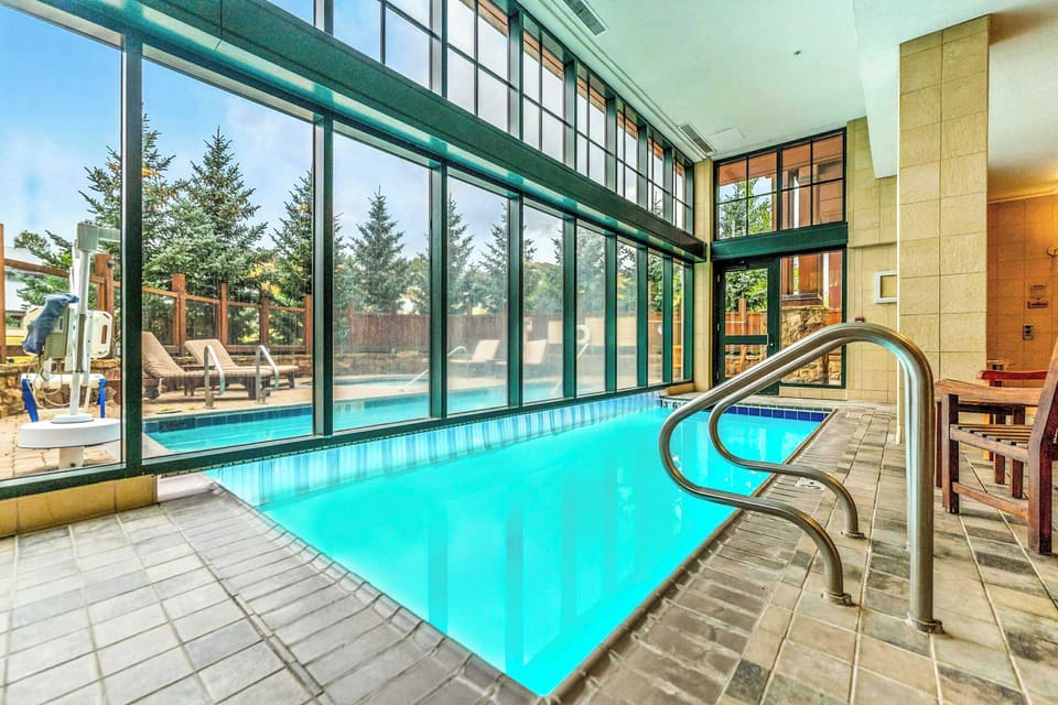 Swimming pool | Listed with @BookTraverse