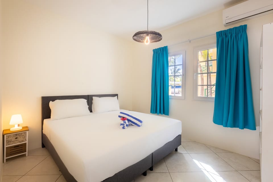Bedroom VII