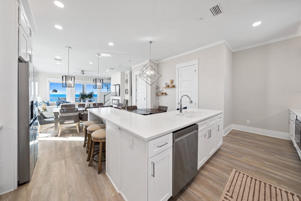 House, 5 Bedrooms | Private kitchen | Coffee/tea maker, fridge, oven, toaster