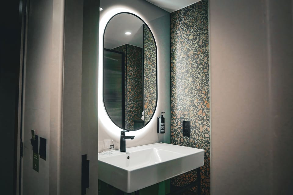 Eco-friendly toiletries, hair dryer