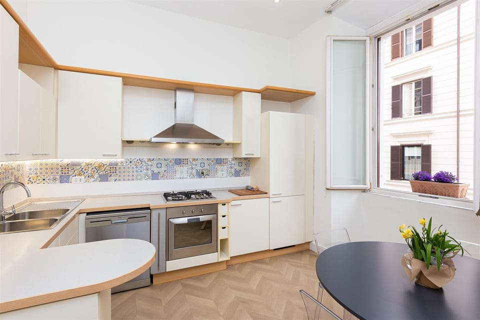 Apartment | Private kitchen | Microwave