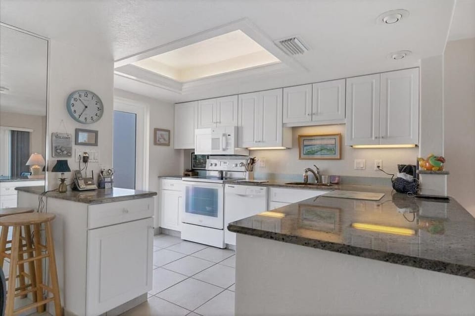 A305 - Kitchen