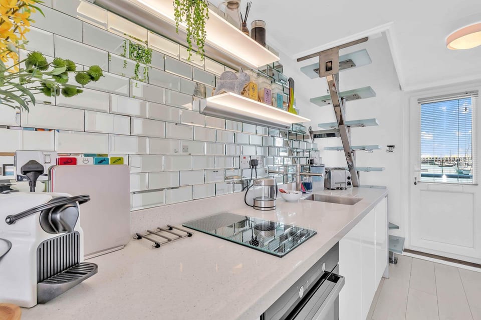 Modern kitchenette with modern amenities 