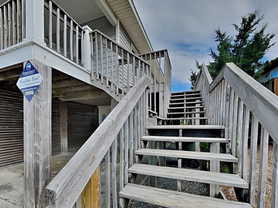 Studio (3 Bedrooms) | Property amenity