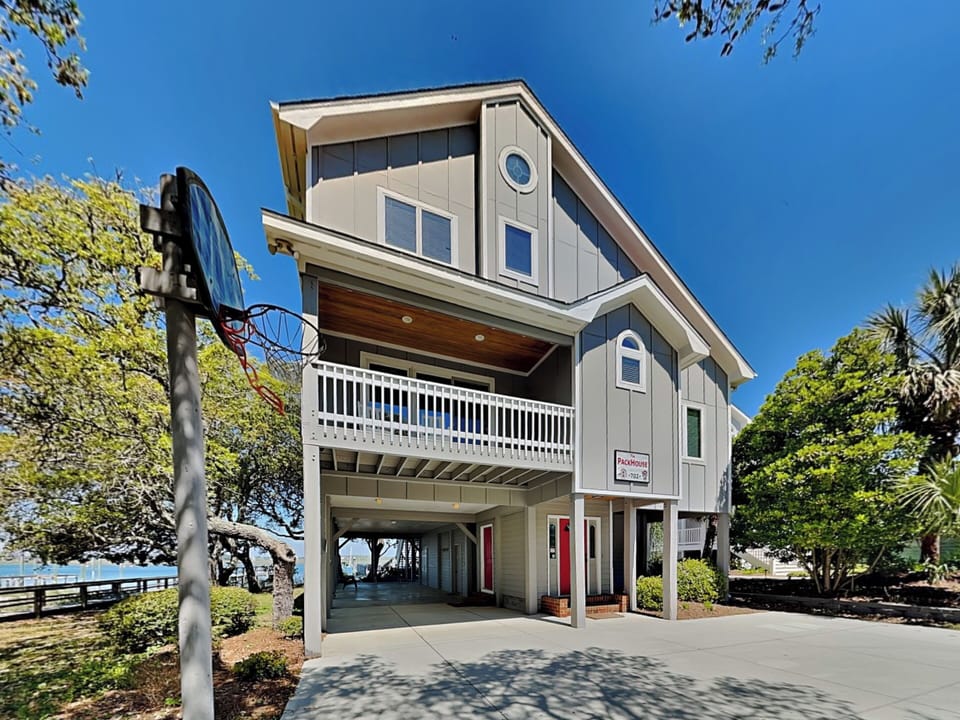 Studio (5 Bedrooms) | Property amenity