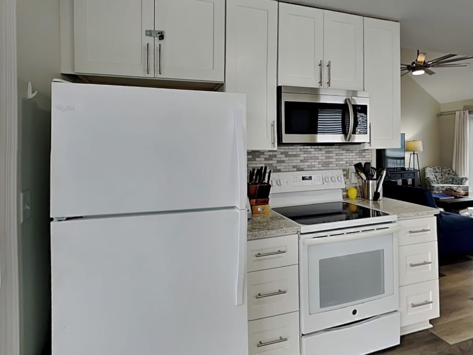 Studio (4 Bedrooms) | Property amenity