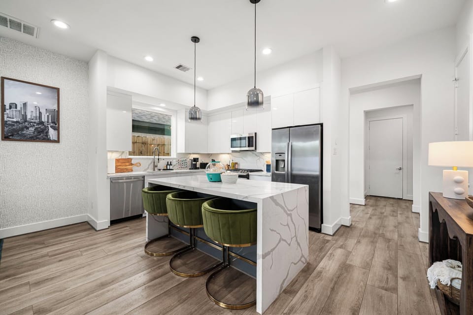 Fully equipped kitchen
