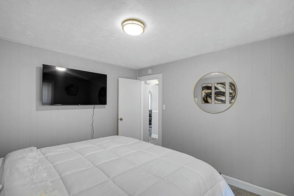 Unwind and relax, your dreamland escape is ready.