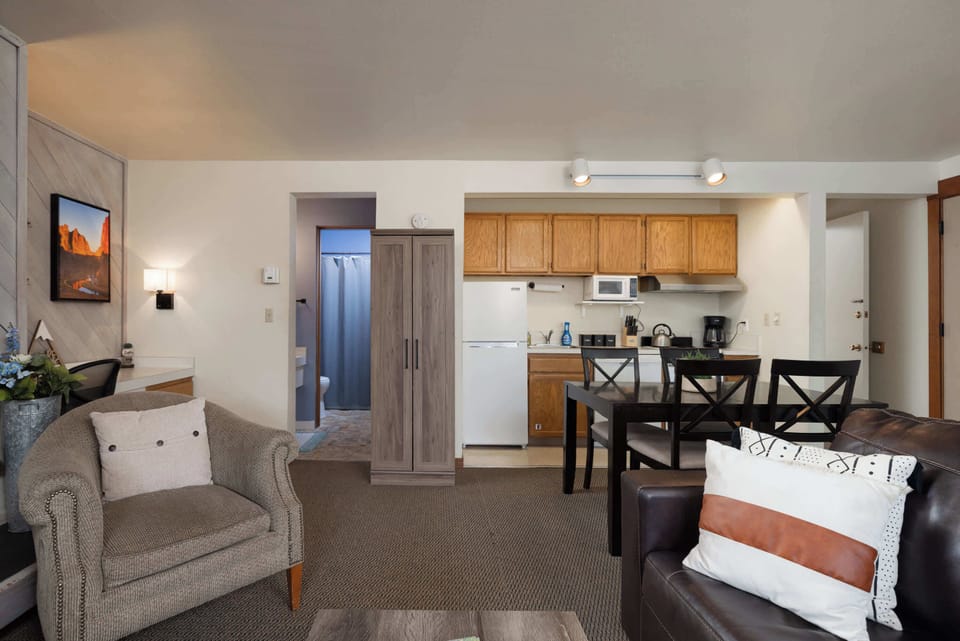 Condo, Multiple Beds, Patio, Garden View (Cozy Cascade Retreat) | Living area | 42-inch flat-screen TV with digital channels, fireplace