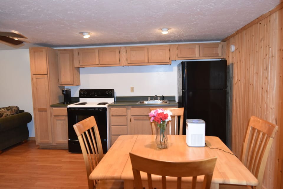 full kitchen!