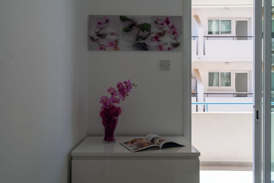 Apartment, 3 Bedrooms, Kitchen, Sea View | Blackout drapes, iron/ironing board, WiFi (free), individually decorated