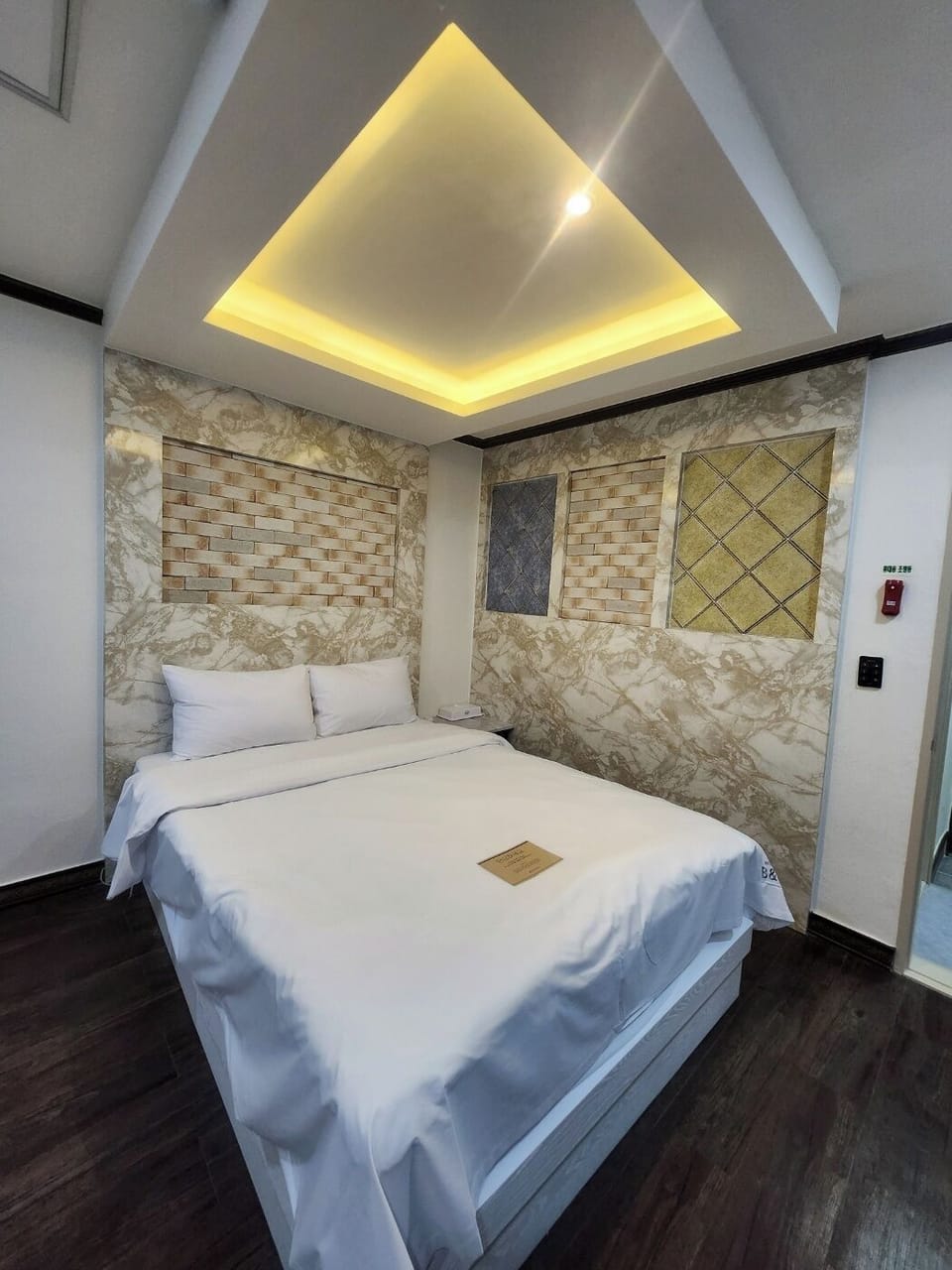 Economy Single Room | Desk, laptop workspace, free WiFi