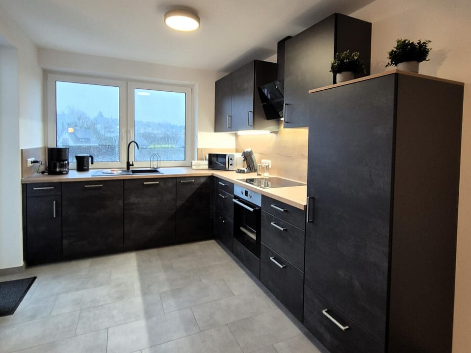 Apartment | Private kitchen | Cookware/dishes/utensils