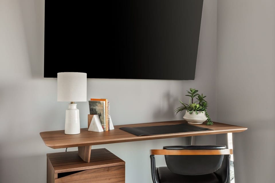 Desk.