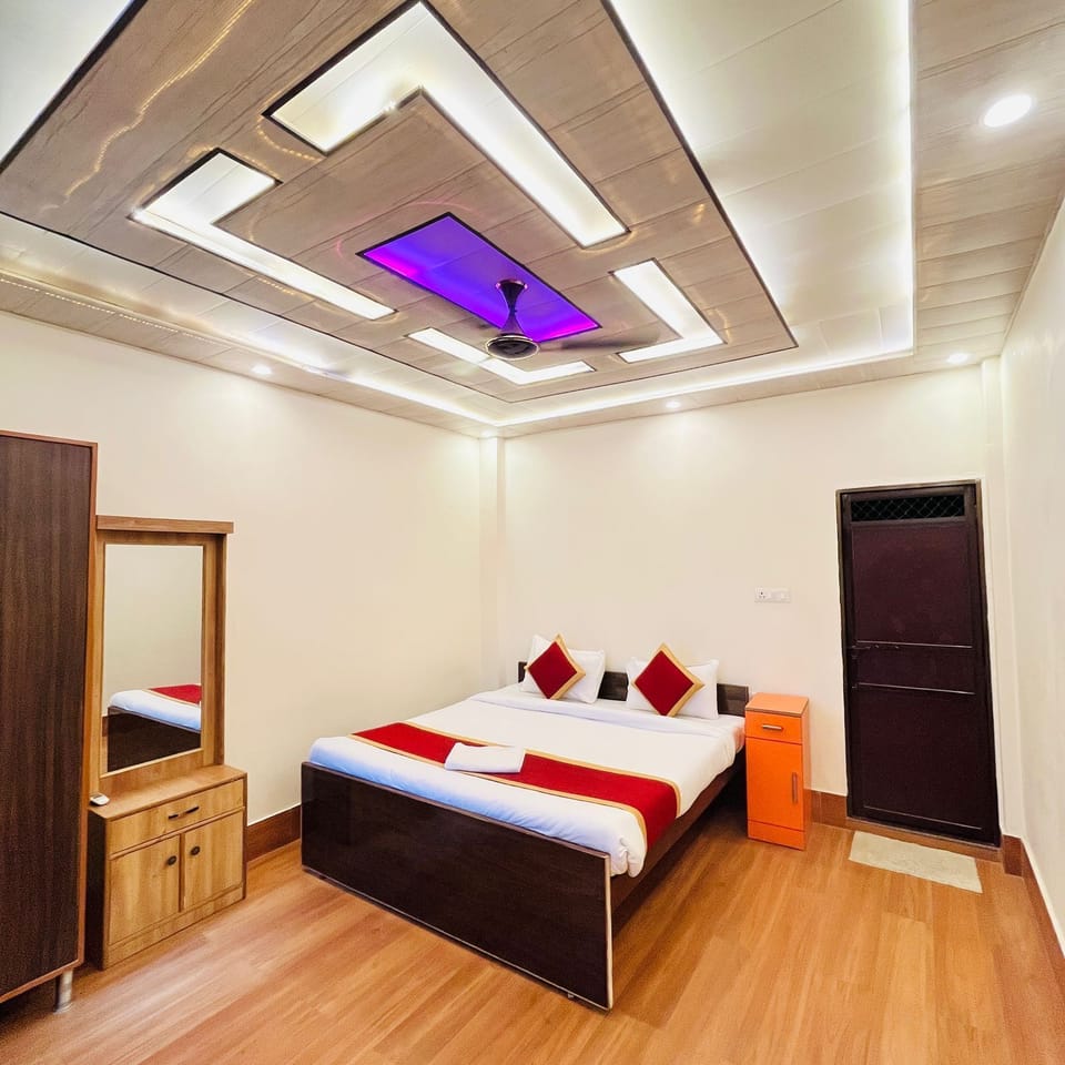 Premium bedding, free WiFi, bed sheets