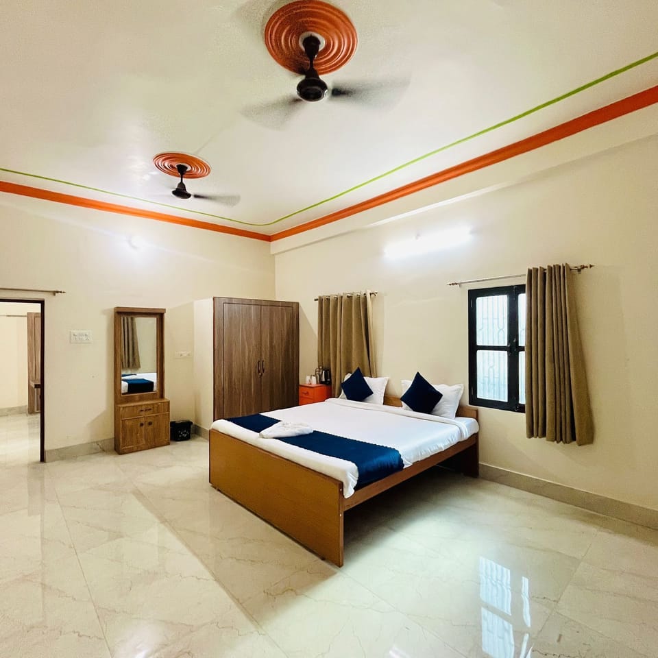 Premium bedding, free WiFi, bed sheets
