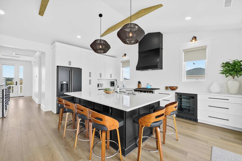 Kitchen - Brand New Appliances