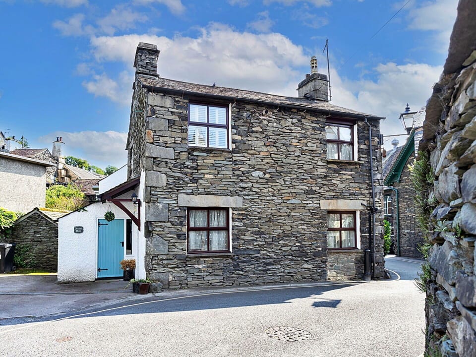 Wall, House, Door, Stone Wall, Cottage, Slope, Brickwork, Chimney, Sash Window, Brick