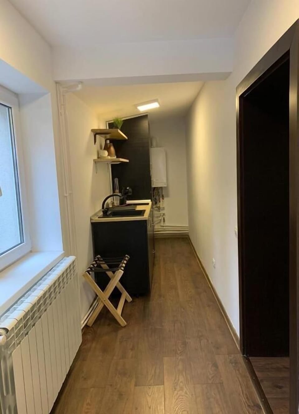 Chalet 2 | Private kitchen | Mini-fridge, microwave, espresso maker, coffee/tea maker