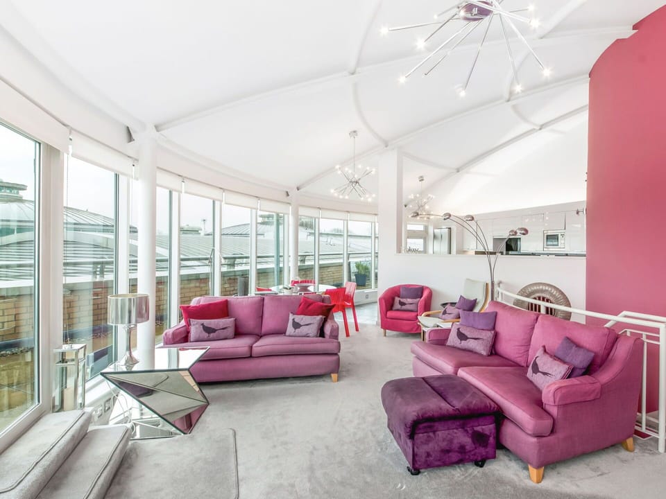 Shade, Mountain Range, Outdoor Structure, Eco Hotel, Deck, Outdoor Furniture, Garden, Chair, Landscaping, Hardwood