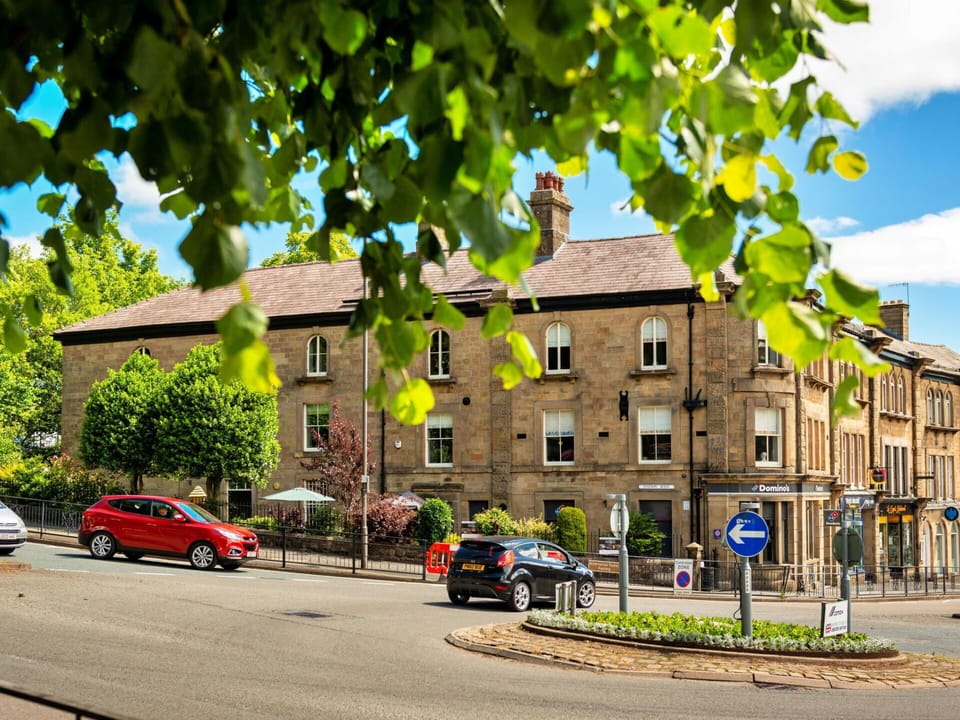 Deck, Shade, Hardwood, Outdoor Furniture, Balcony, Plank, Eco Hotel, Swimming Pool, Wood Flooring, Resort