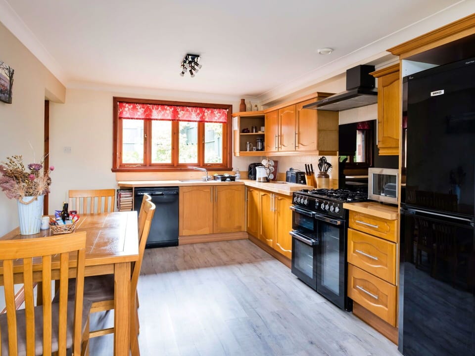 Kitchen, Furniture, Interior Design, Major Appliance, Wood, Kitchen Appliance, Countertop, Flooring, Cabinetry, Room
