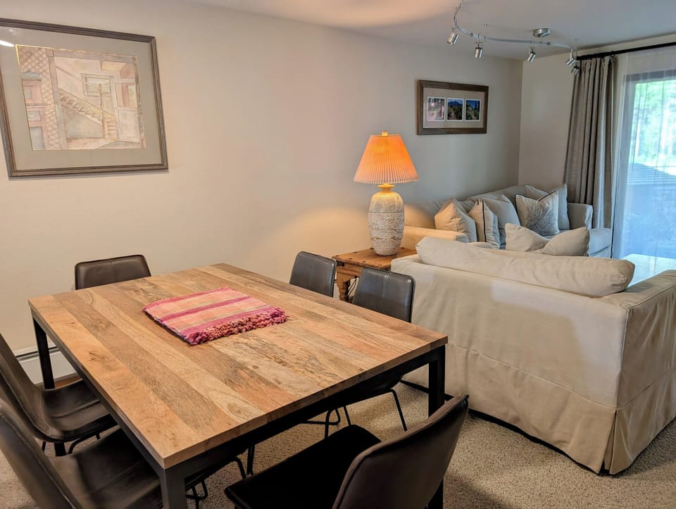 Dining Room 2