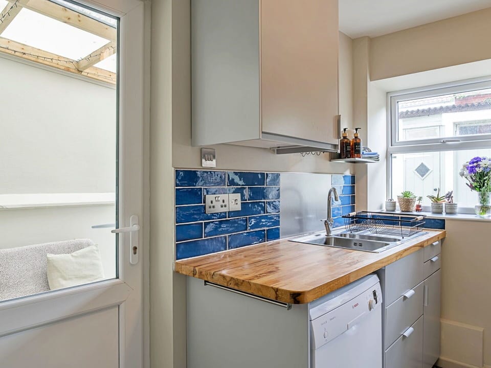 Apartment, Mountain Range, Valley, Alps, Hotel, Mountain Village