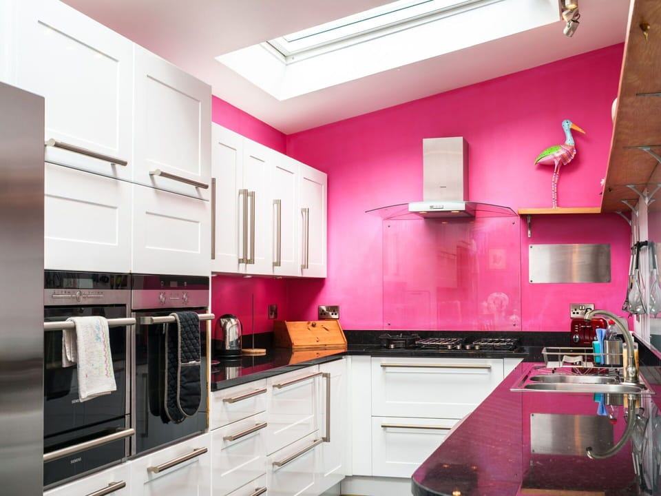 Kitchen, Kitchen Appliance, Interior Design, Major Appliance, Countertop, Lighting, Home, Cabinetry, Kitchen Stove, Home Appliance
