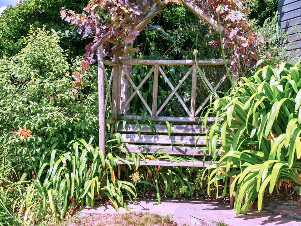 Flower, Shrub, Garden, Pink, Spring, Groundcover, Outdoor Structure, Botanical Garden, Landscaping, Pergola