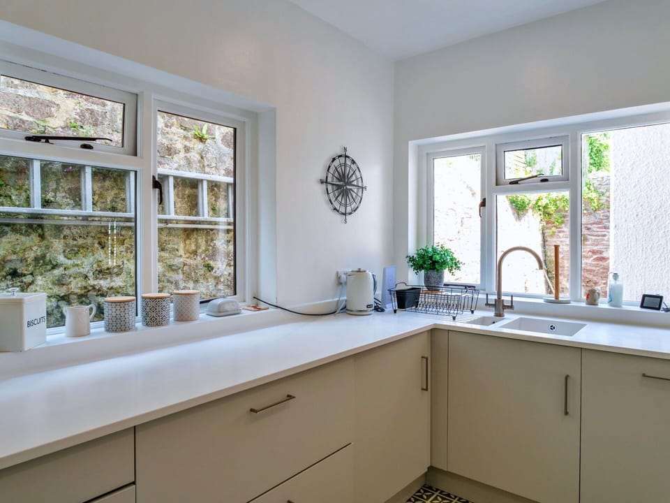 Interior Design, Kitchen, Countertop, Wall, Wood, Kitchen Appliance, Cabinetry, Ceiling, Plumbing Fixture, Flooring