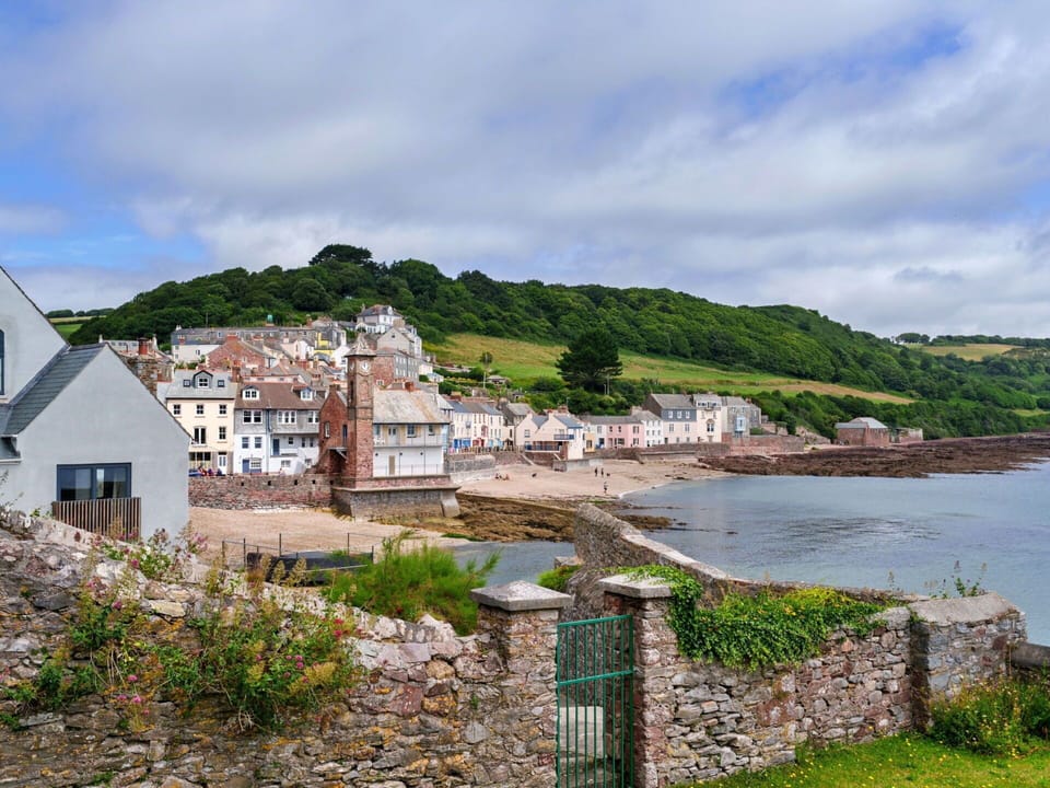 House, Coast, Coastal And Oceanic Landforms, Home, Sea, Shore, Village, Beach, Bay, Sound