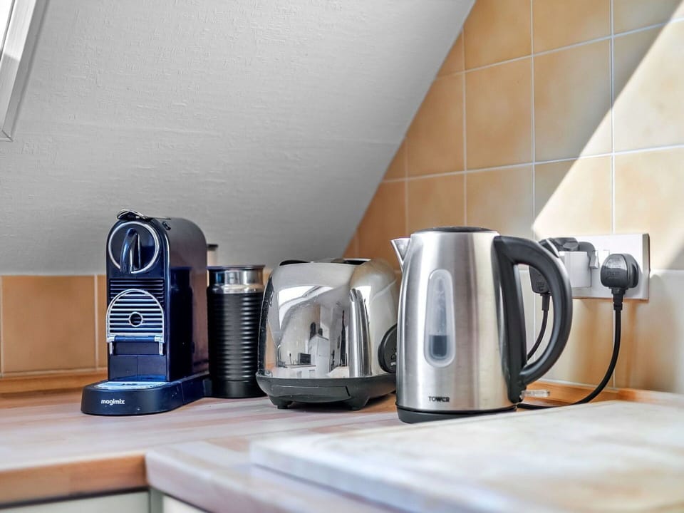 Apartment, Balcony, Shade, Marina, Hotel, Dock