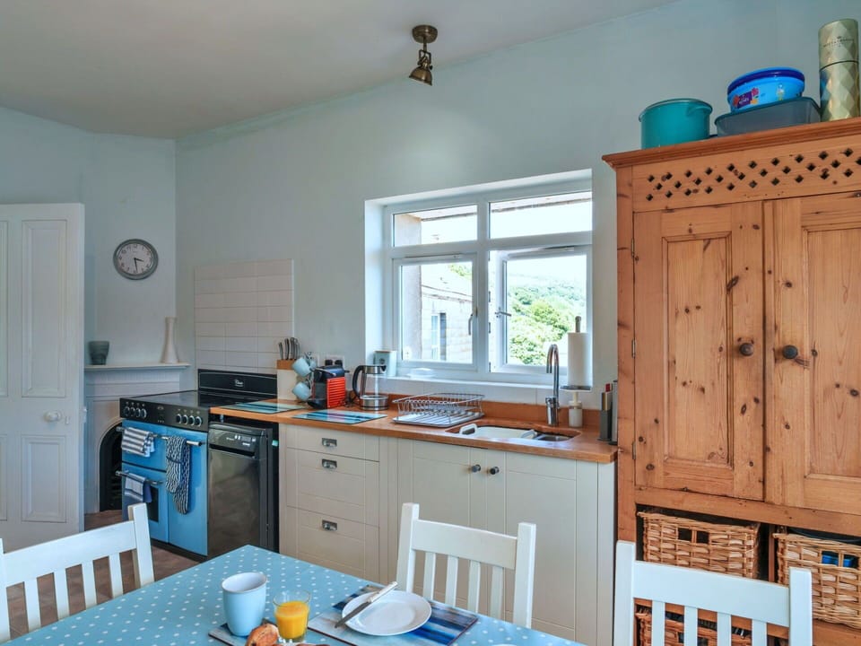 Furniture, Kitchen, Cabinetry, Flooring, Interior Design, Kitchen Appliance, Wood, Major Appliance, Countertop, Ceiling