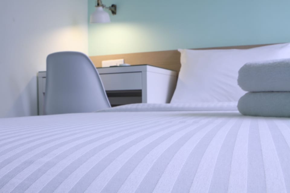 Superior Double Room with Windows | Free WiFi, bed sheets