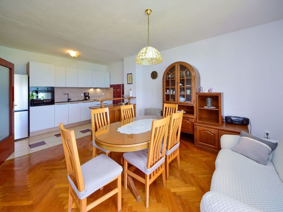Interior Design, Flooring, Furniture, Floor, Wood, Ceiling, Room, Wood Flooring, Lighting, Table
