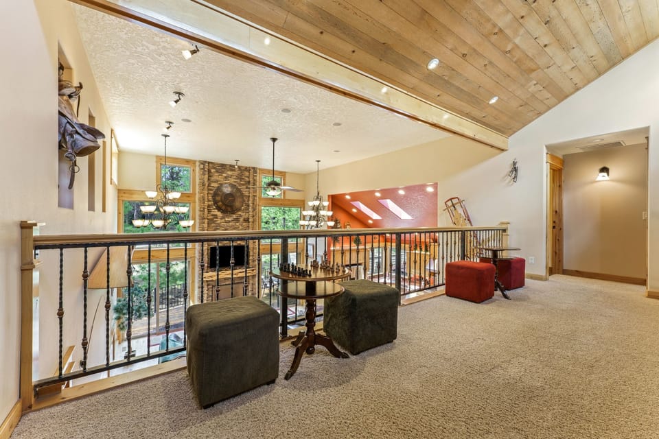 House, 6 Bedrooms | Interior