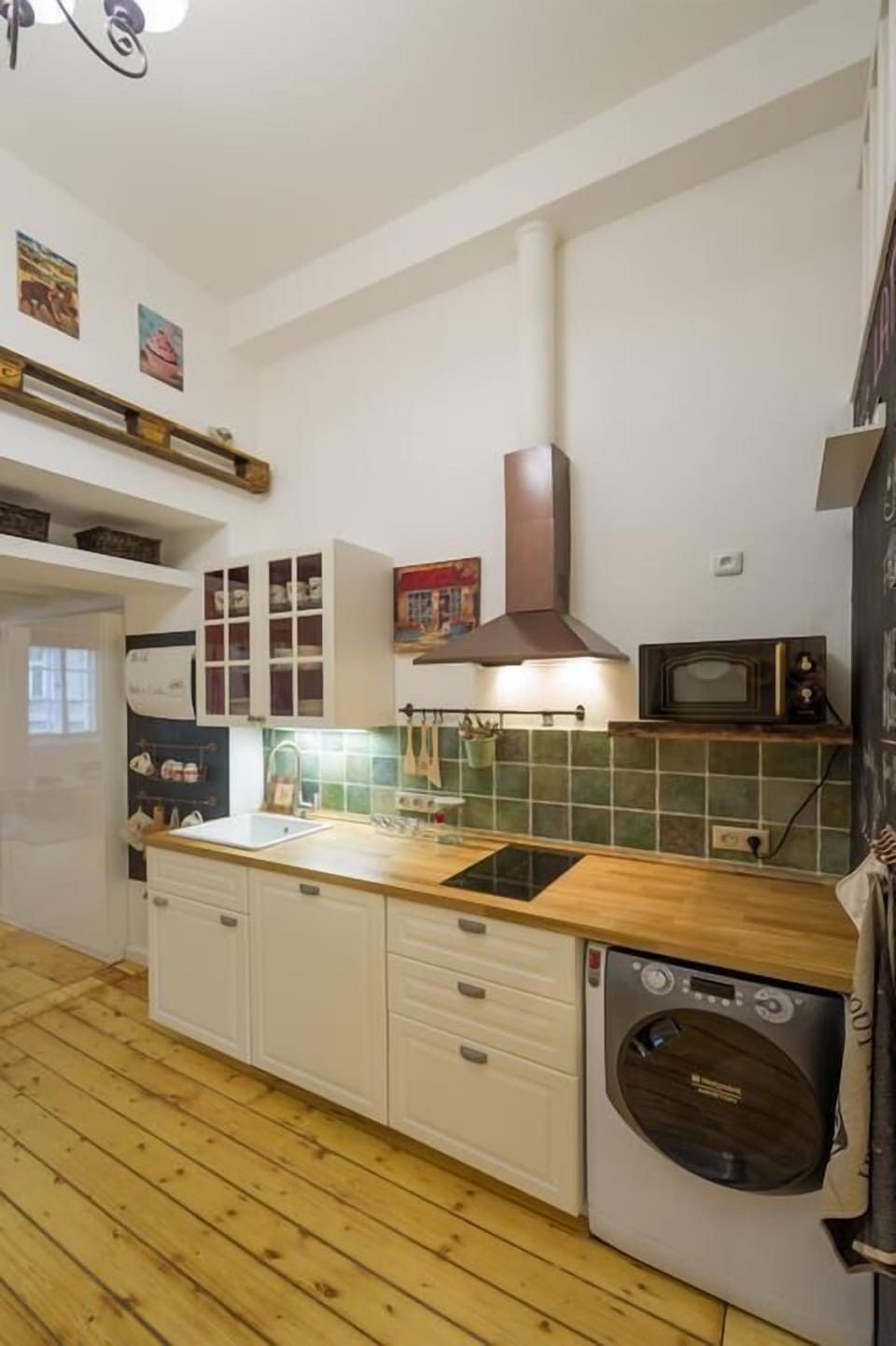 Apartment, Non Smoking, Kitchen | Private kitchen | Full-size fridge, microwave, stovetop, dishwasher