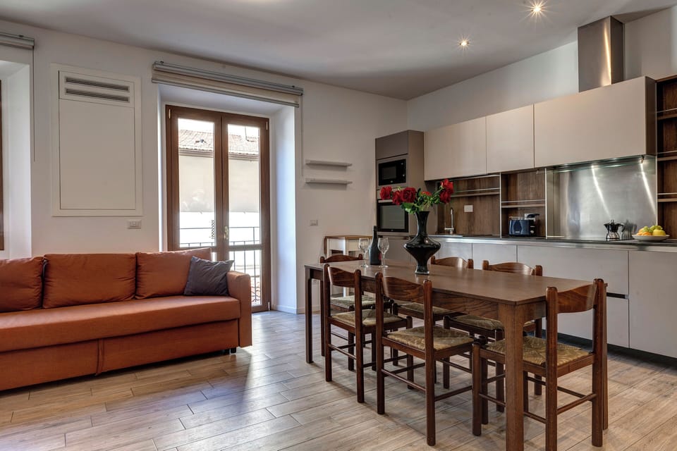 Deluxe Apartment, Balcony | Private kitchen | Electric kettle