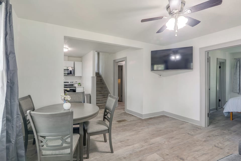 House (3 Bedrooms) | Interior