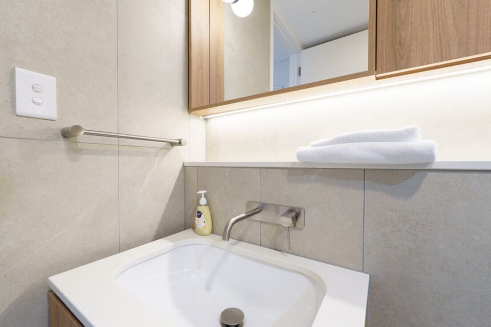Rinse away the day in clean-lined indulgence